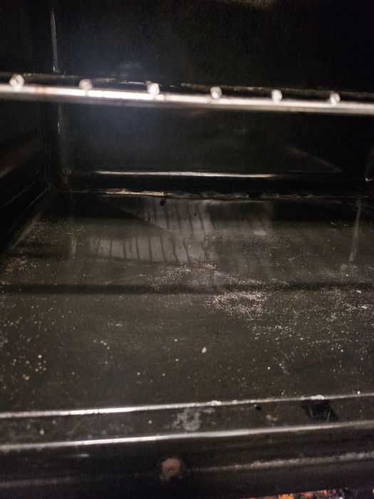 Forno elétrico em bom estado