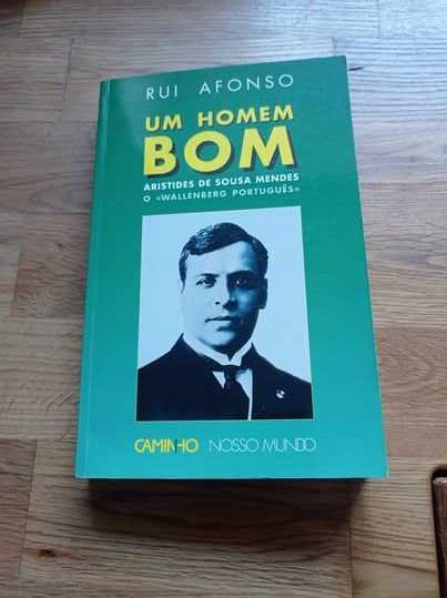 vendo livro  um homem bom