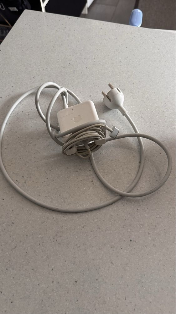 Apple MacBook Air 13”