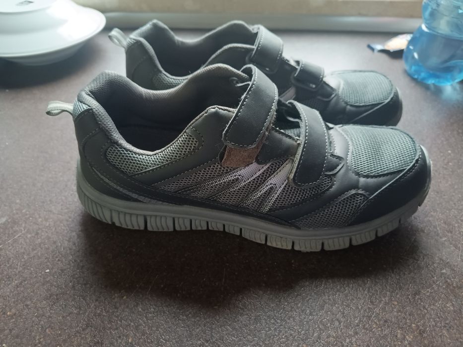 Buty na rzepy rozmiar 43