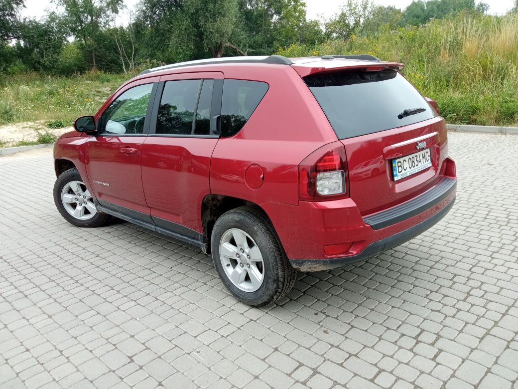 Jeep compass продам