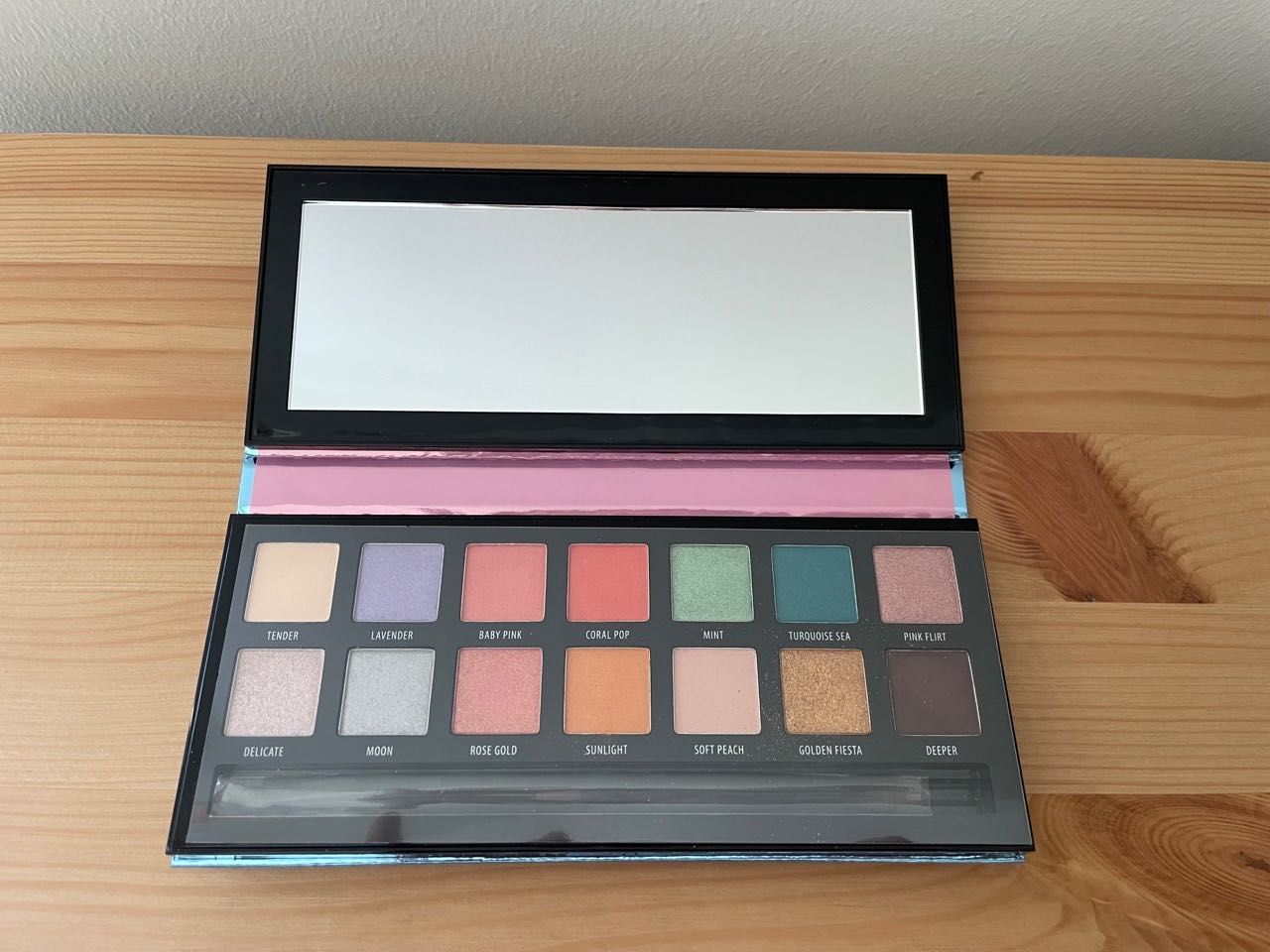 HIT! NOWA Paleta Paletka Cieni DOUGLAS Spring Vibes ! SUPERCENA !