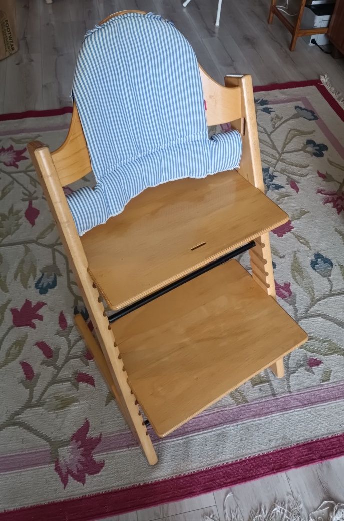 Krzesło dziecięce Tripp Trapp drewniane