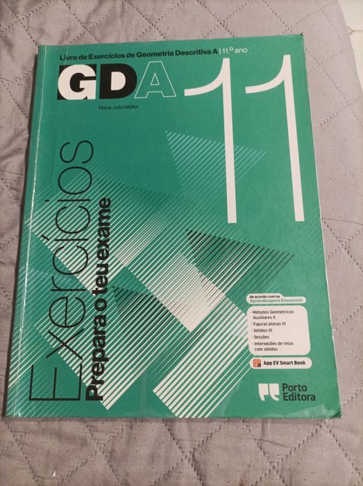 Livro de exercícios de Geometria Descritiva A