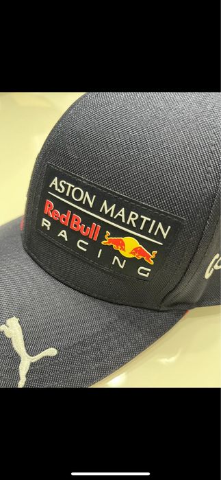 Chapeu aston martin