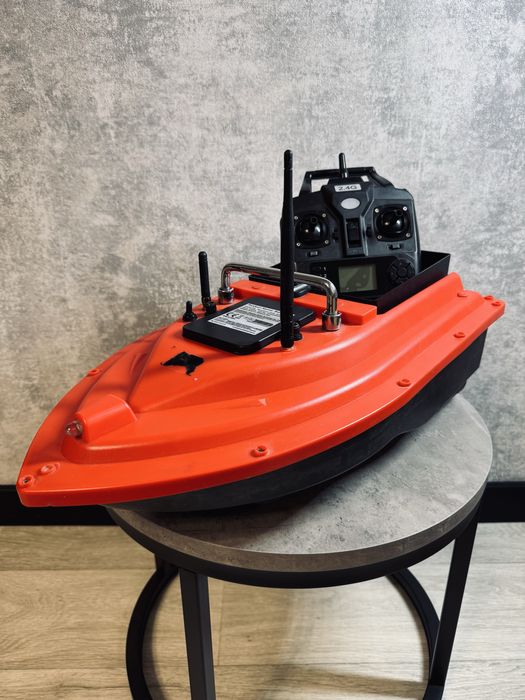 Продам прикормочний GPS кораблик D16