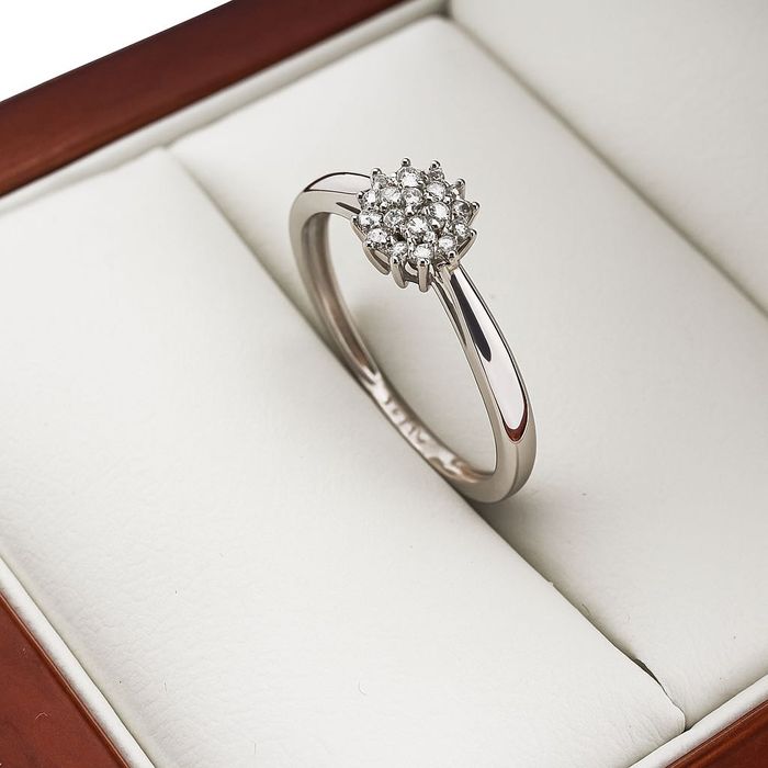 WYPRZEDAŻ Złoty pierścionek APART 585 z Brylantem 0.1 CT Zaręczynowy