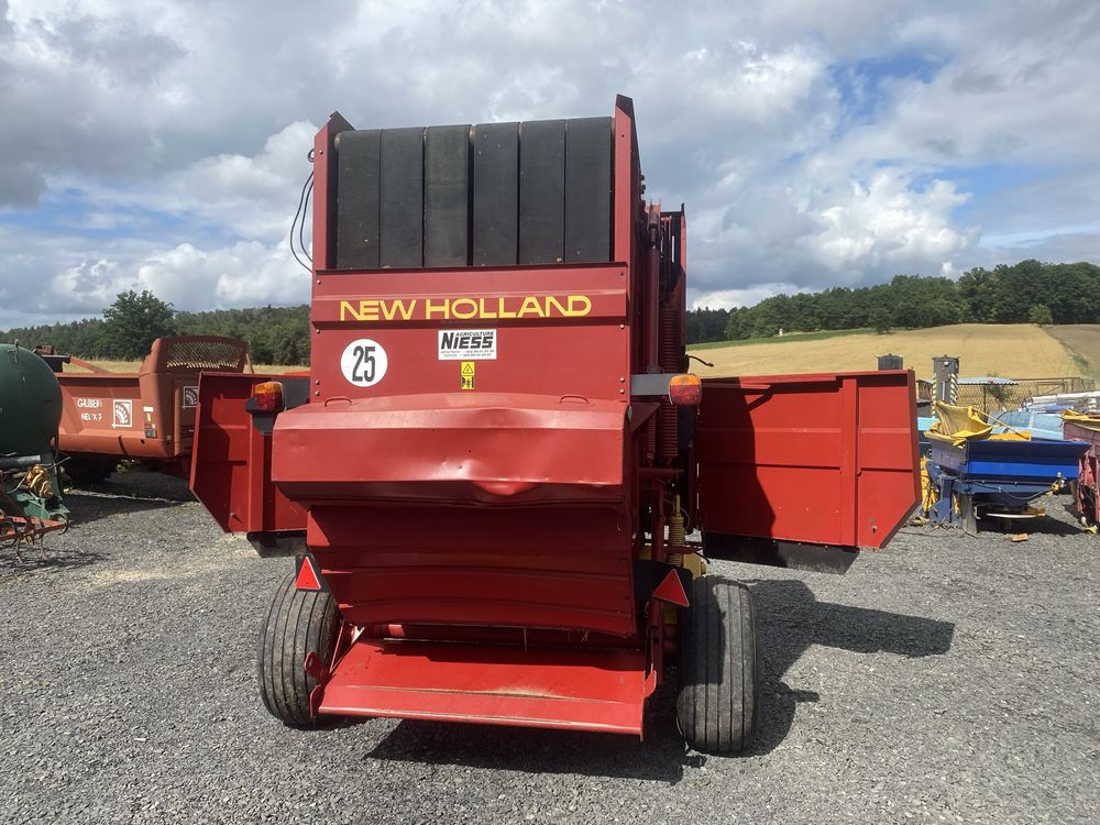 Presa rolująca new holland 654