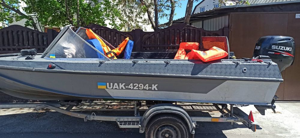 Катер моторный Казанка 5м3