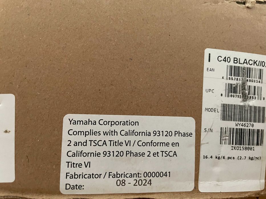 Guitarra Clássica Yamaha C-40 Preta – Como Nova + Com Caixa Original