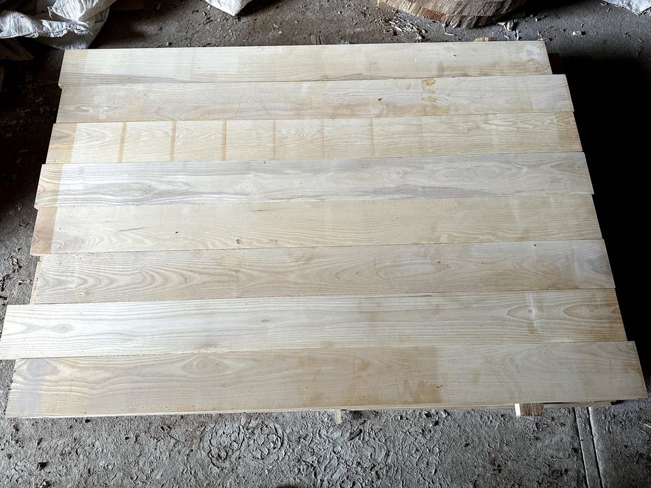 Доска ясеня и дуба для пола. Вагонка, паркет, террасная доска.