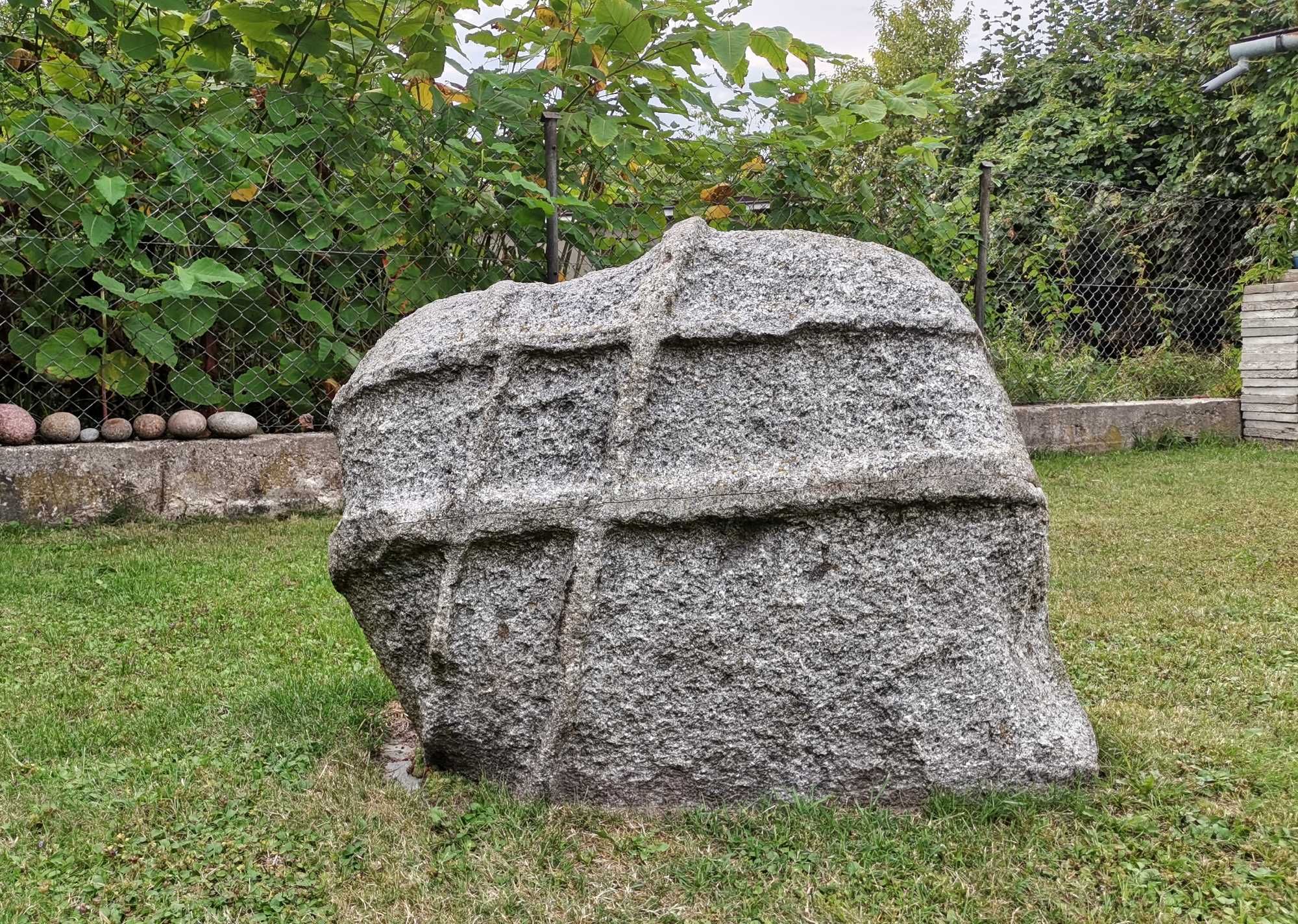Głaz, Kamień z granitu do ogrodu.
