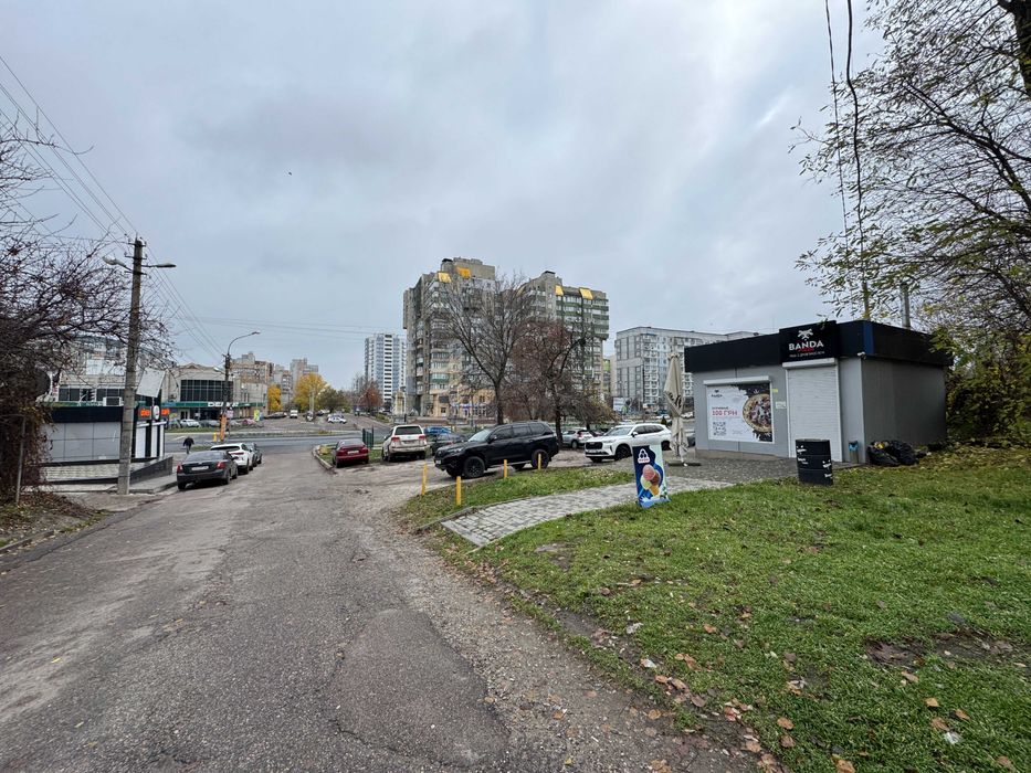 Приміщення/МАФ на Митниці, навпроти Делікату