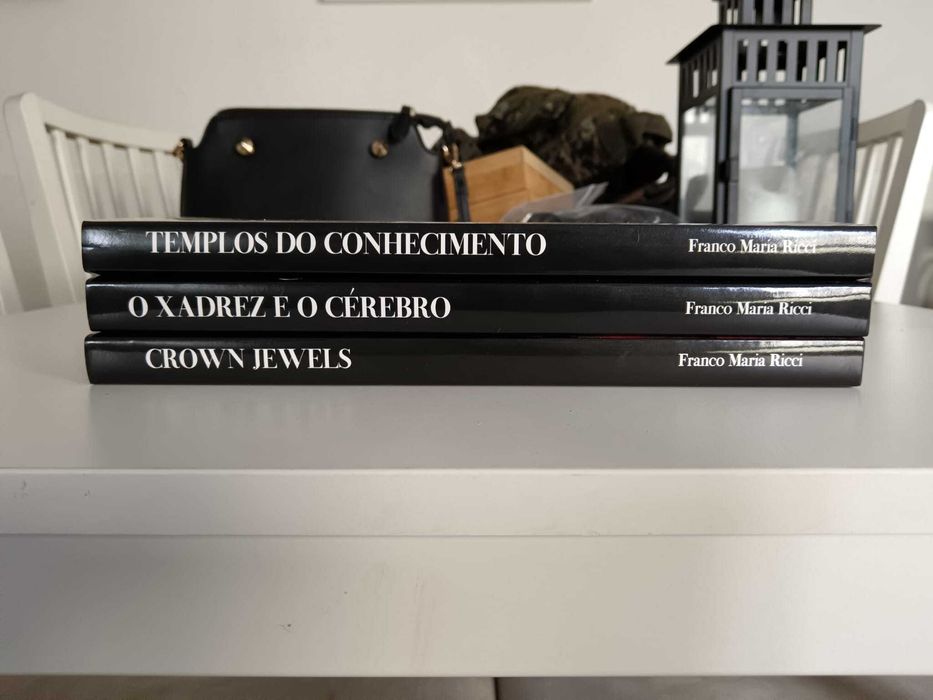 Coleção de Livros Fundação Champalimaud