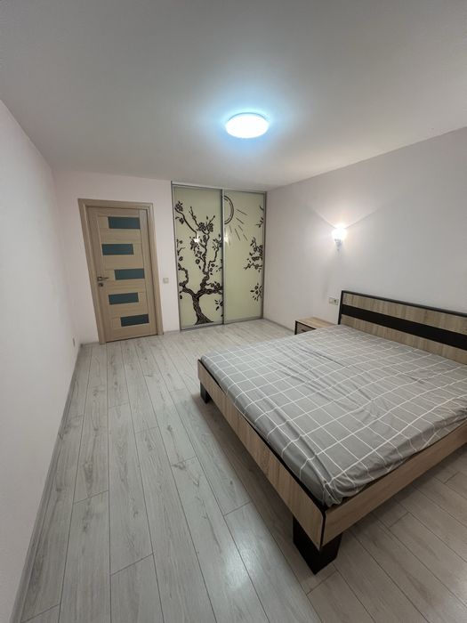 Оренда трикімнатна поблизу центру