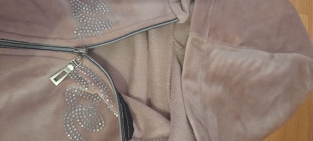 Костюм для дівчинки