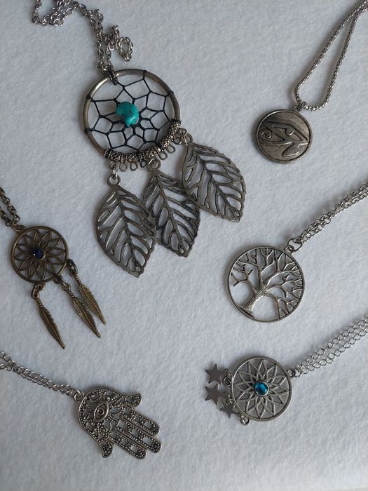 Fios variados em aco e metal