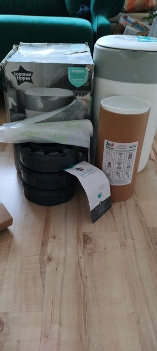 Kosz na pieluchy Tommee Tippee Twist & Click + 3 wkłady + zapachowe wo