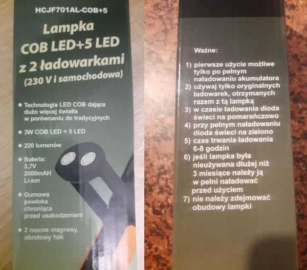 Lampka z dwiema ładowarkami