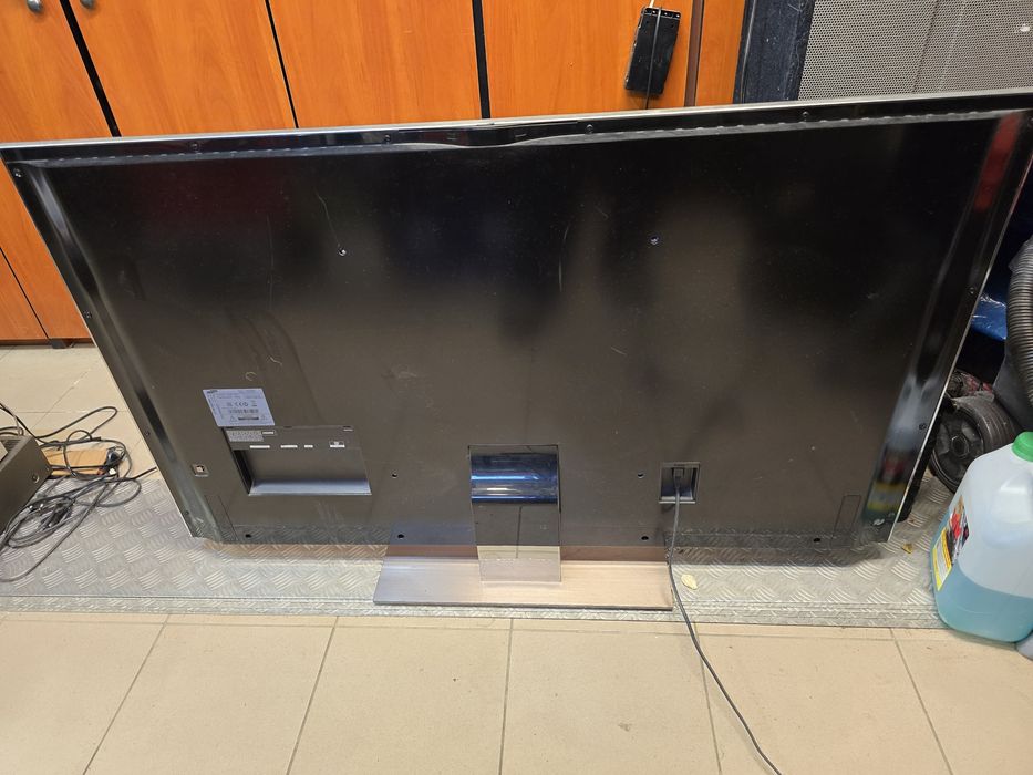 SAMSUNG monitor Ultra HD, 4k, 3D do zestawu TV.