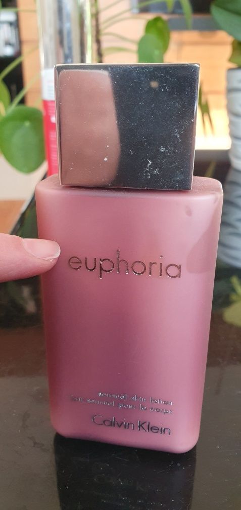 Euphoria skin lotion