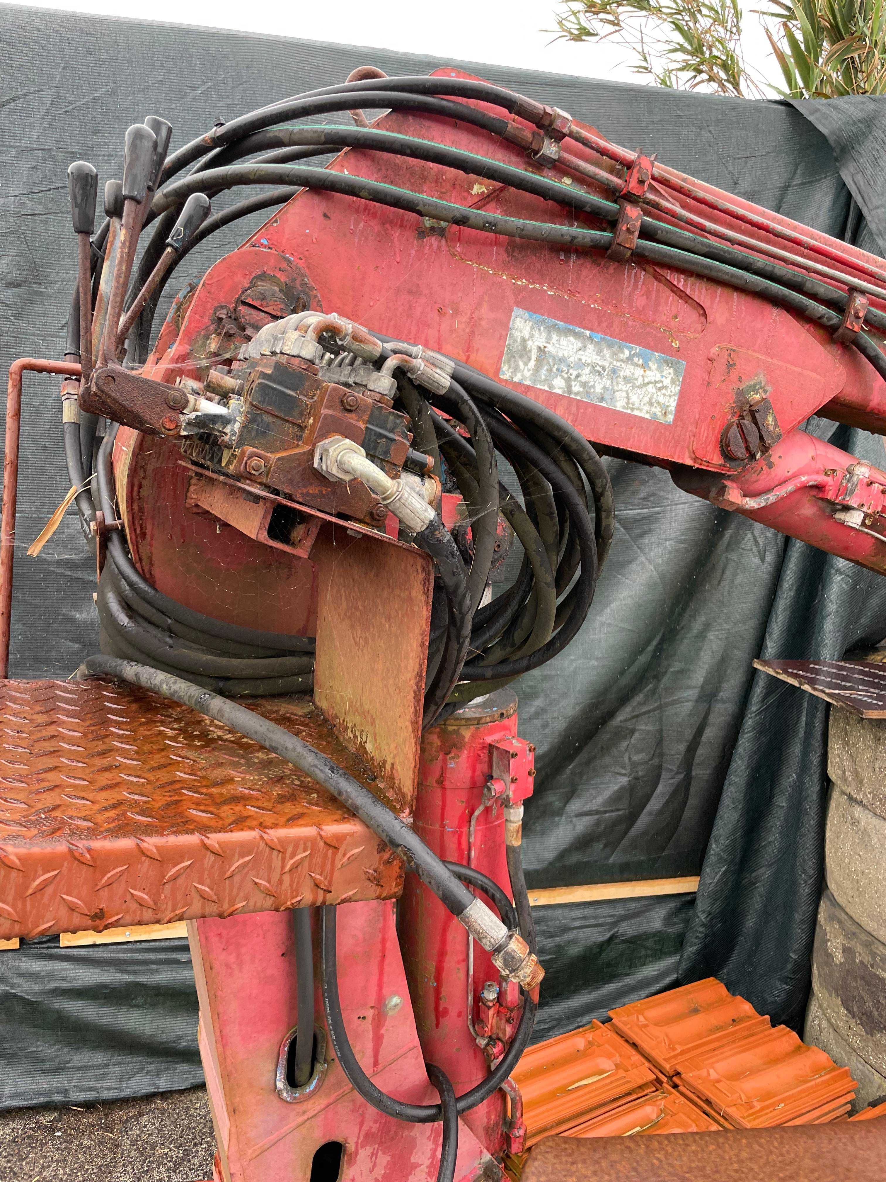 Grua para camião ATLAS 130.1