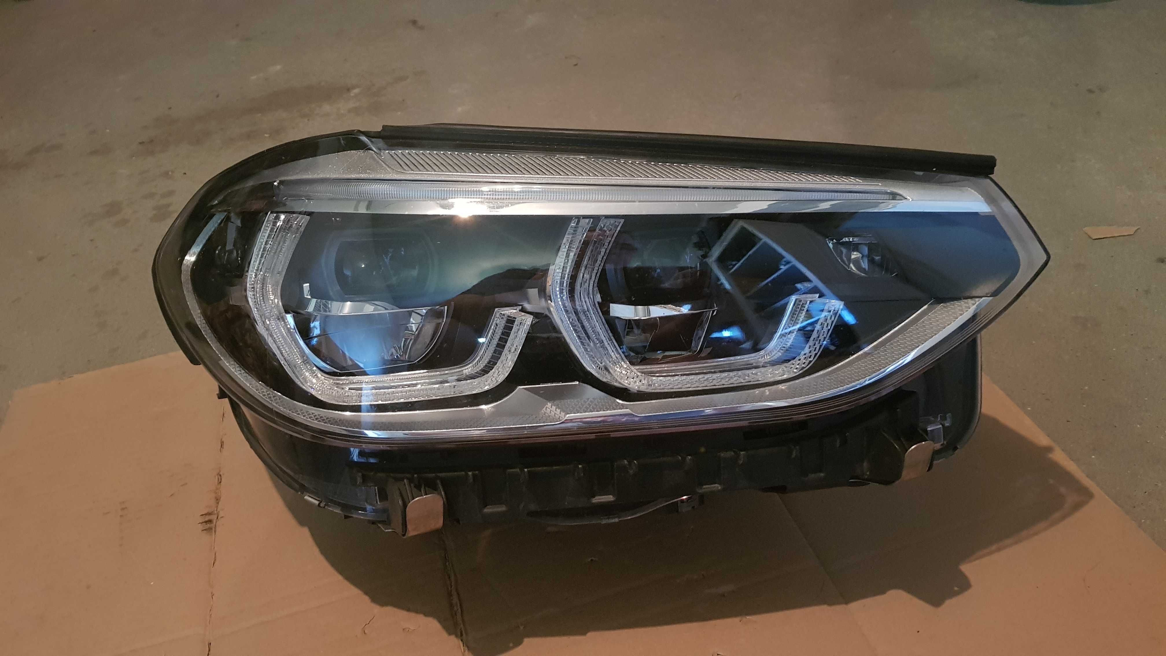 Reflektor LED prawy lewy BMW G05 G06 X5 X6,