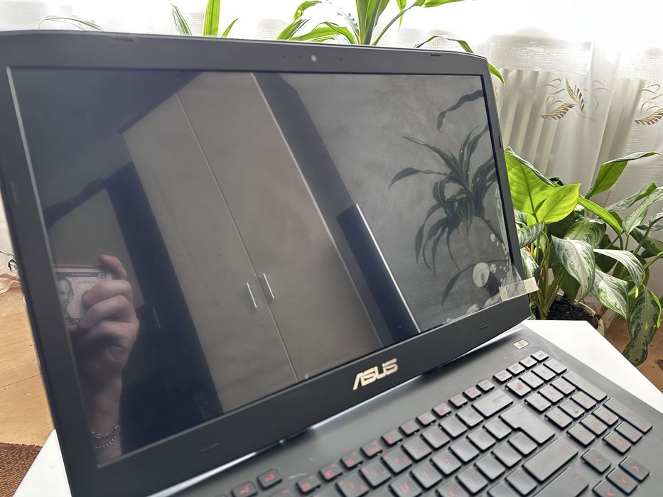 Продам ноутбук НЕ РОБОЧИЙ ASUS ROG G751J