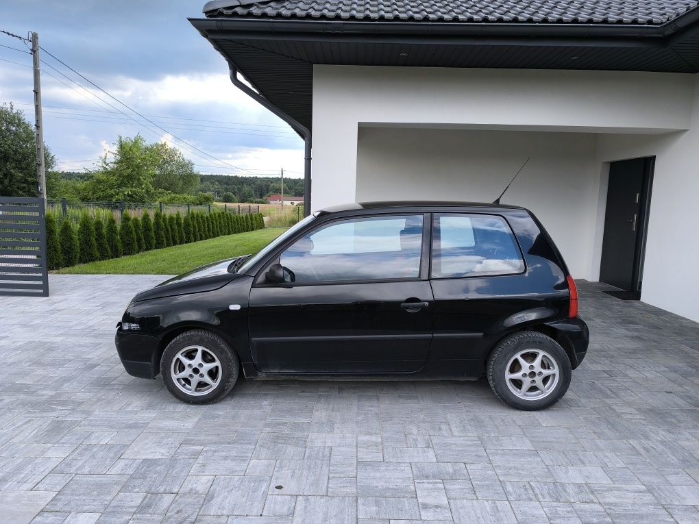 Volkswagen Lupo.