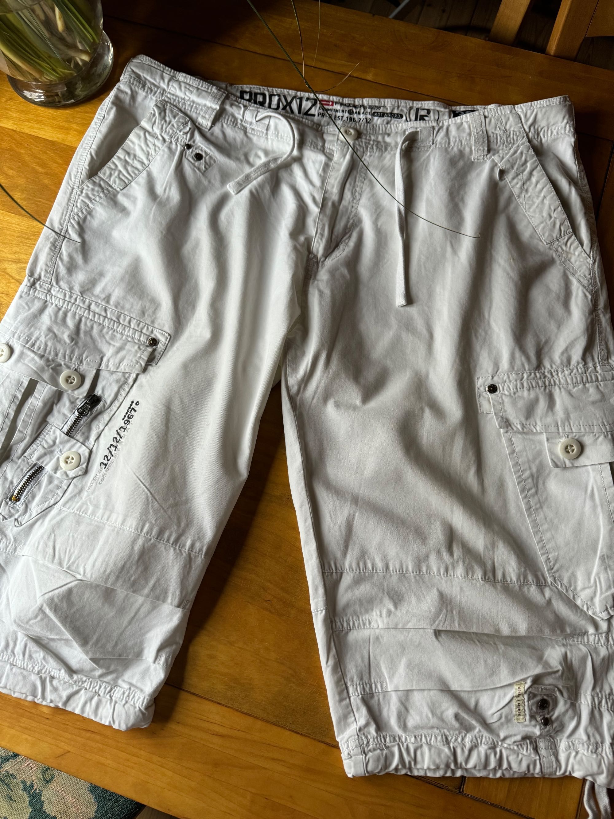 Piękne męskie  spodnie krótkie - PROX 12 Motaword - projekt RAW