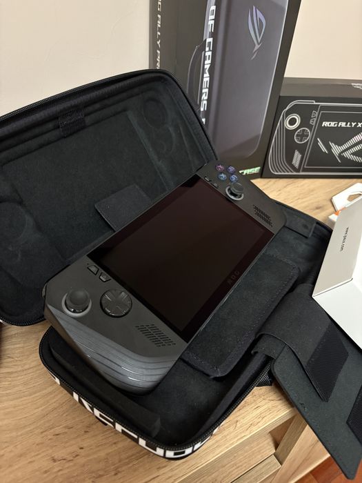 Consola Asus ROG Ally X – Como Nova + Garantia + Vários Extras