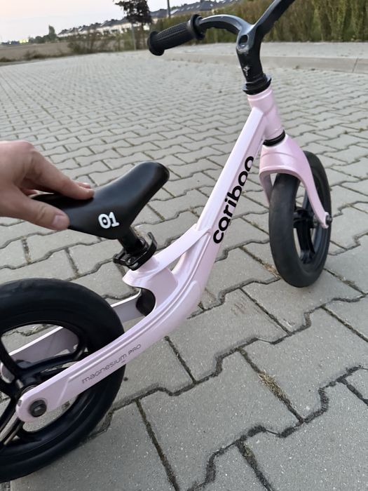 Rowerek biegowy Cariboo Magnesium Pro