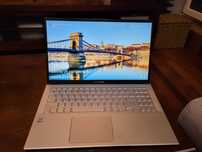 Laptop ASUS VivoBook 15.6"  i5-1235U 16GB RAM 512GB SSD