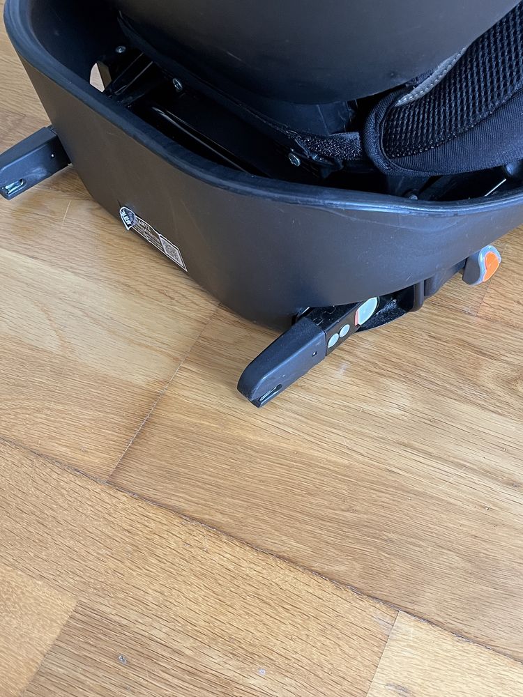 Jané quart2 isofix side impact protection