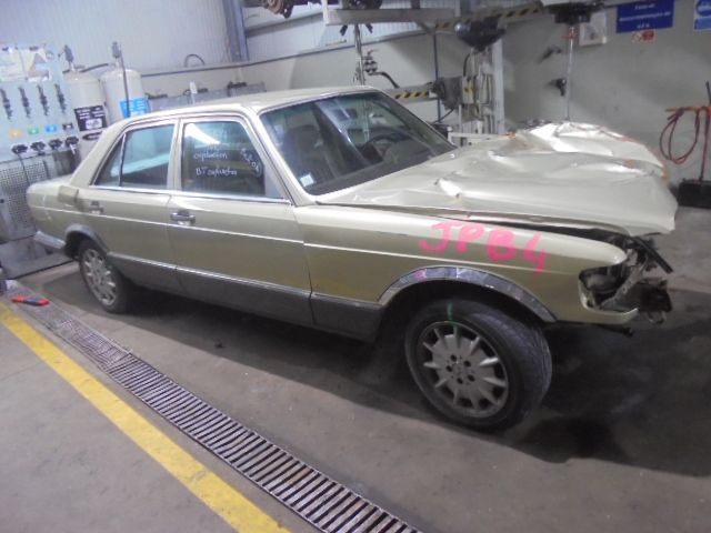 Carro MOT: M110924 MERCEDES W126 1980 280S 156CV 5P VERDE GASOLINA