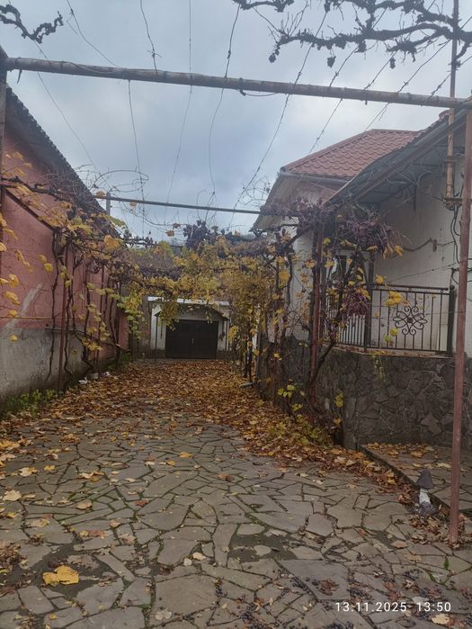 В Продажу Будинок біля Мукачева
