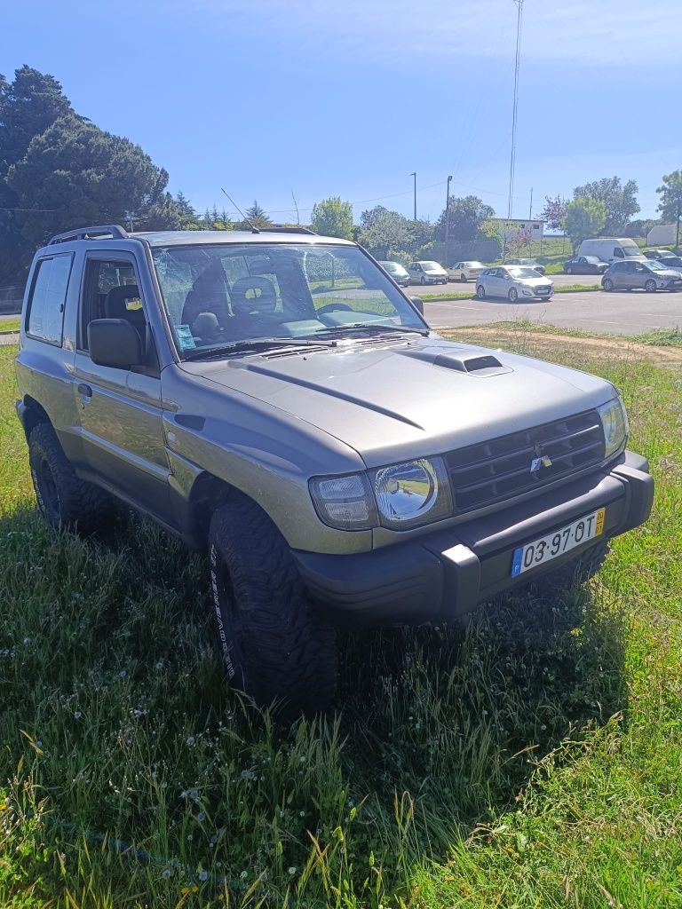 Mitsubishi Pajero abas largas 2.8