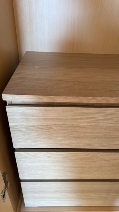 Cómoda MALM de 3 gavetas, na cor carvalho IKEA