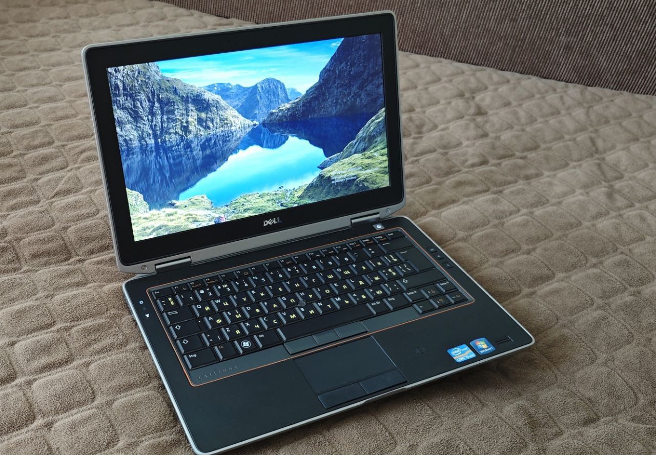 Ноутбук Dell Latitude E6320 14" 1366x768 (i5 2520M, 8Gb DDR3, 500HDD)
