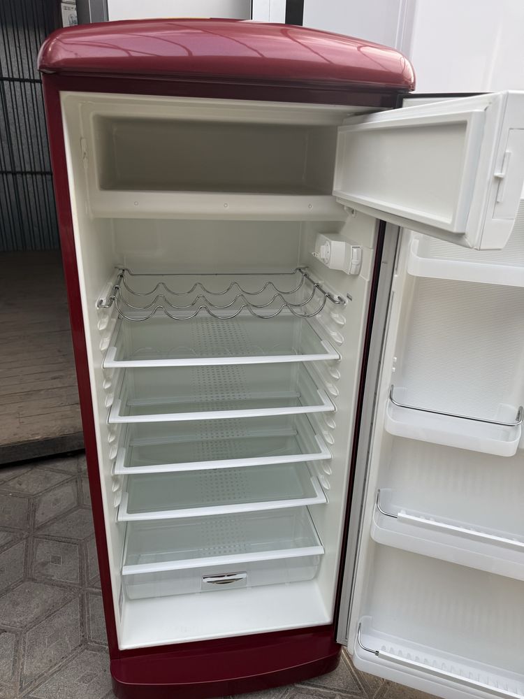 Ретро холодильник gorenje RB62880R