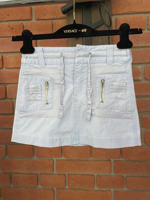 Jasna błękitna spódniczka dla dziewczynki kieszonki rozmiar 122