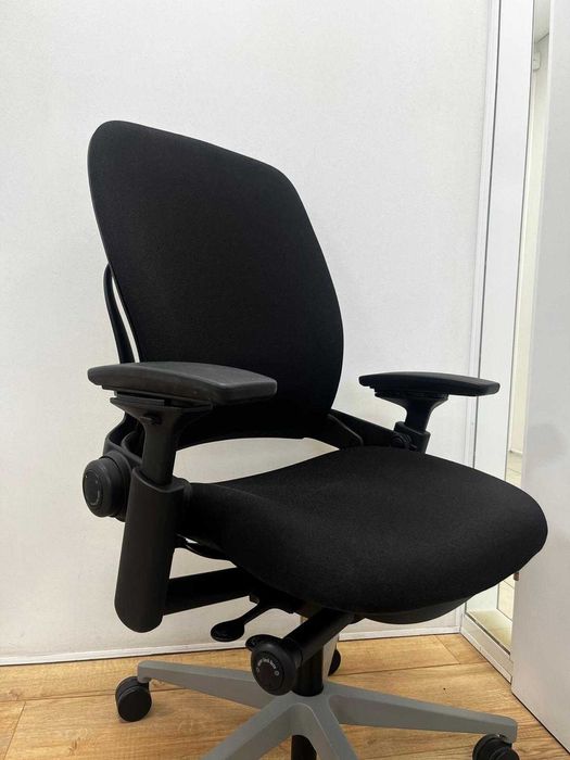 Steelcase Leap V2 Cinzento