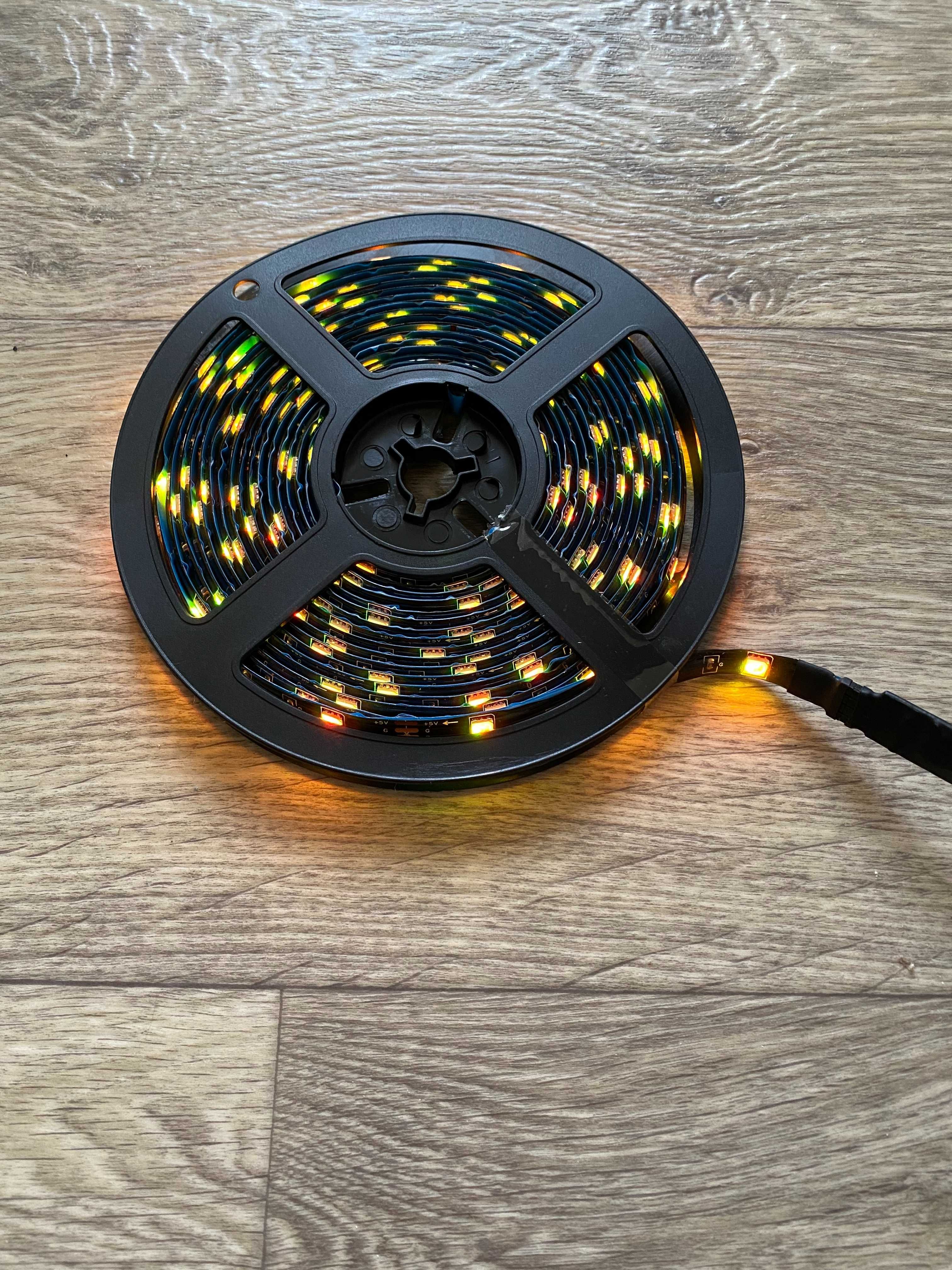 Світлодіодна стрічка USB LED 5050 RGB комплект 5 метрів з пультом