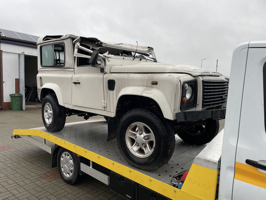 Land Rover Defender 90 PUMA 2009 rama z dokumentacją