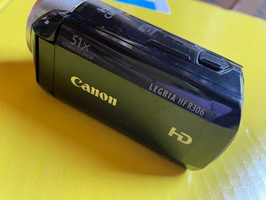Відеокамера Canon LEGRIA HF R306