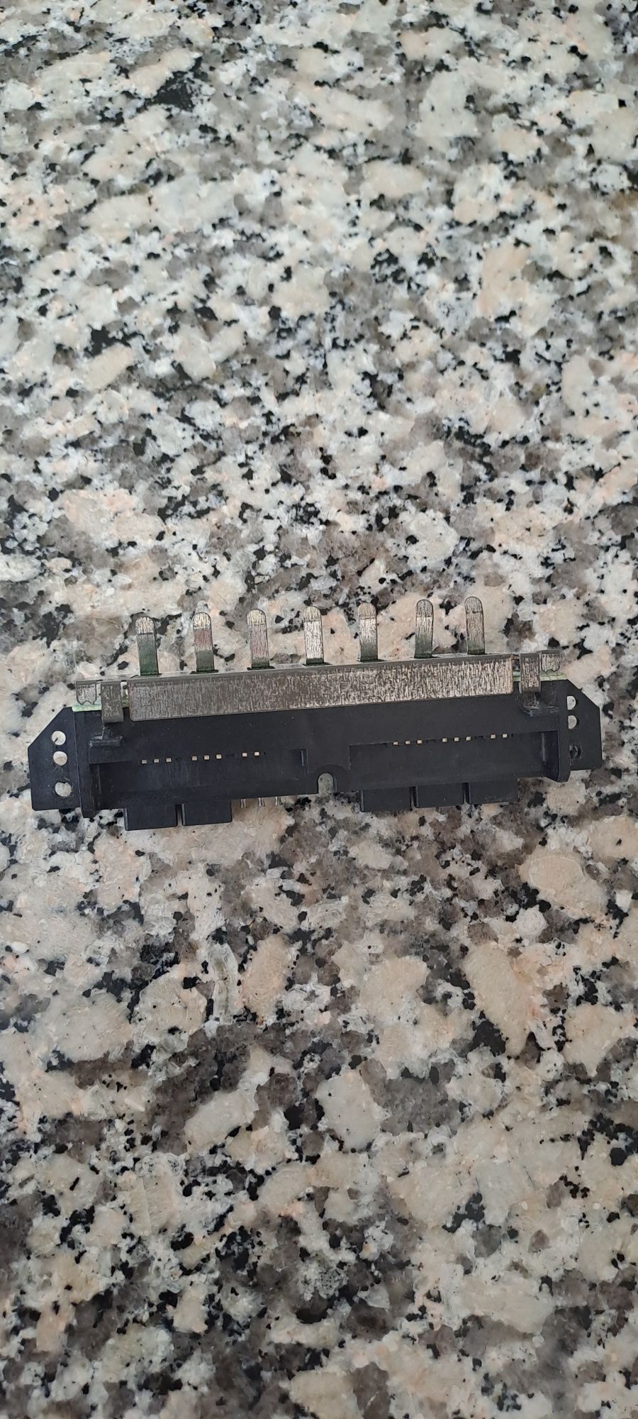 Entrada dos comandos ps2 fat a funcionar com algum desgaste + parafuso