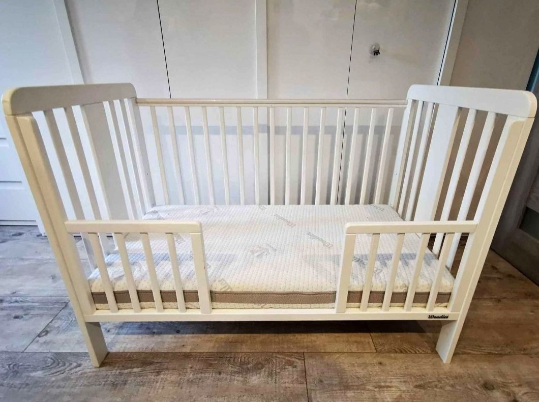 łóżeczko Woodies STAR COT