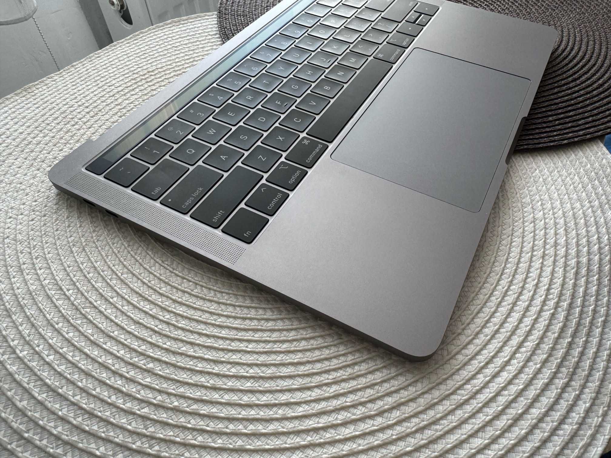 Topcase klawiatura palmrest Macbook pro 13" A1989 /2018