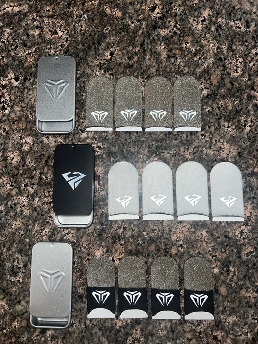 Напальчники для игр, кейс + 4 напальчника