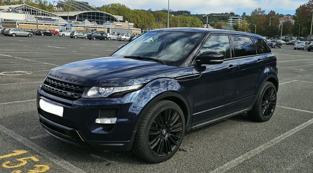 Range rover evoque sport